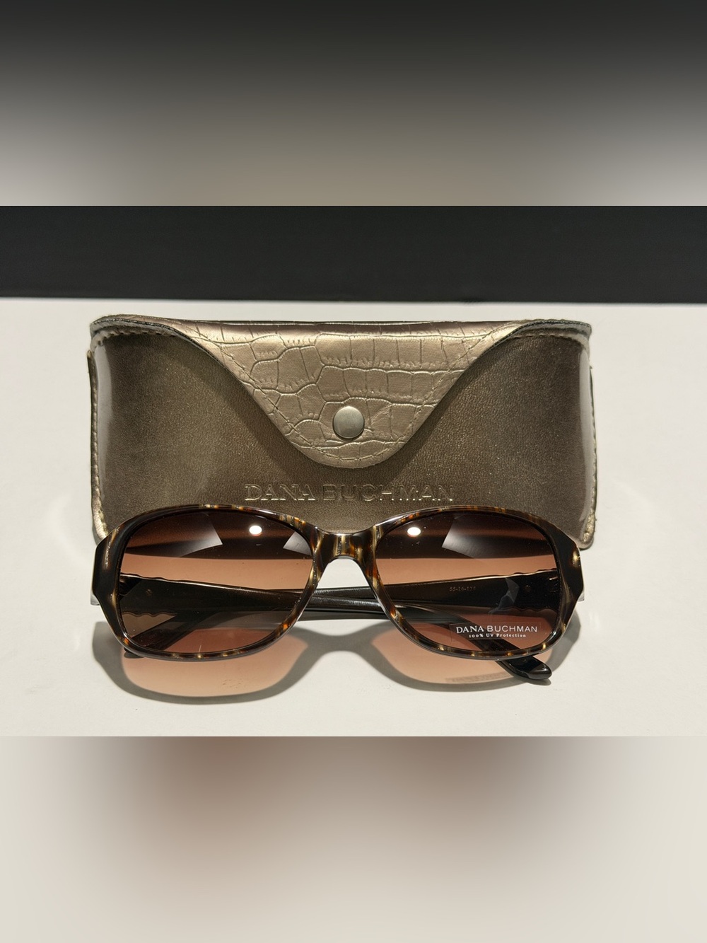 Dana‎ Buchman Brown Gradient Frame Sunglasses with Case